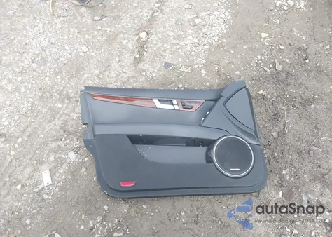 2009 Mercedes-Benz C 300 Luxury/Sport из США, поврежденный, VIN WDDGF54X49R051999